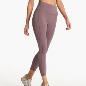 Vuori Studio Pocket Leggings Size Medium Hazel